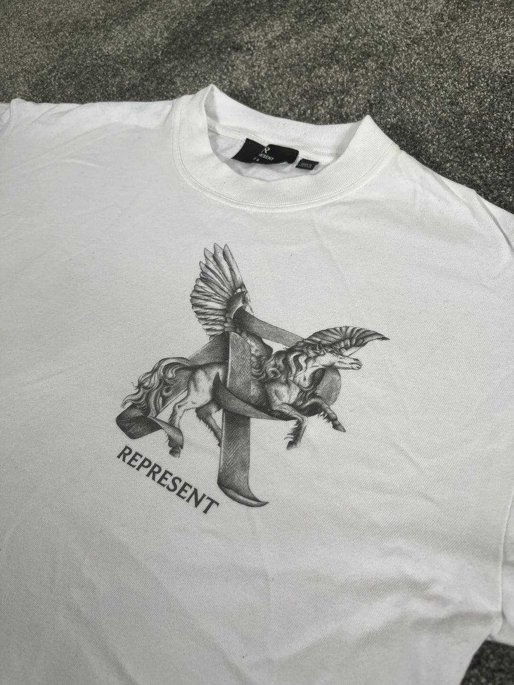 Men's Represent Elegance In Motion Oversized Tee