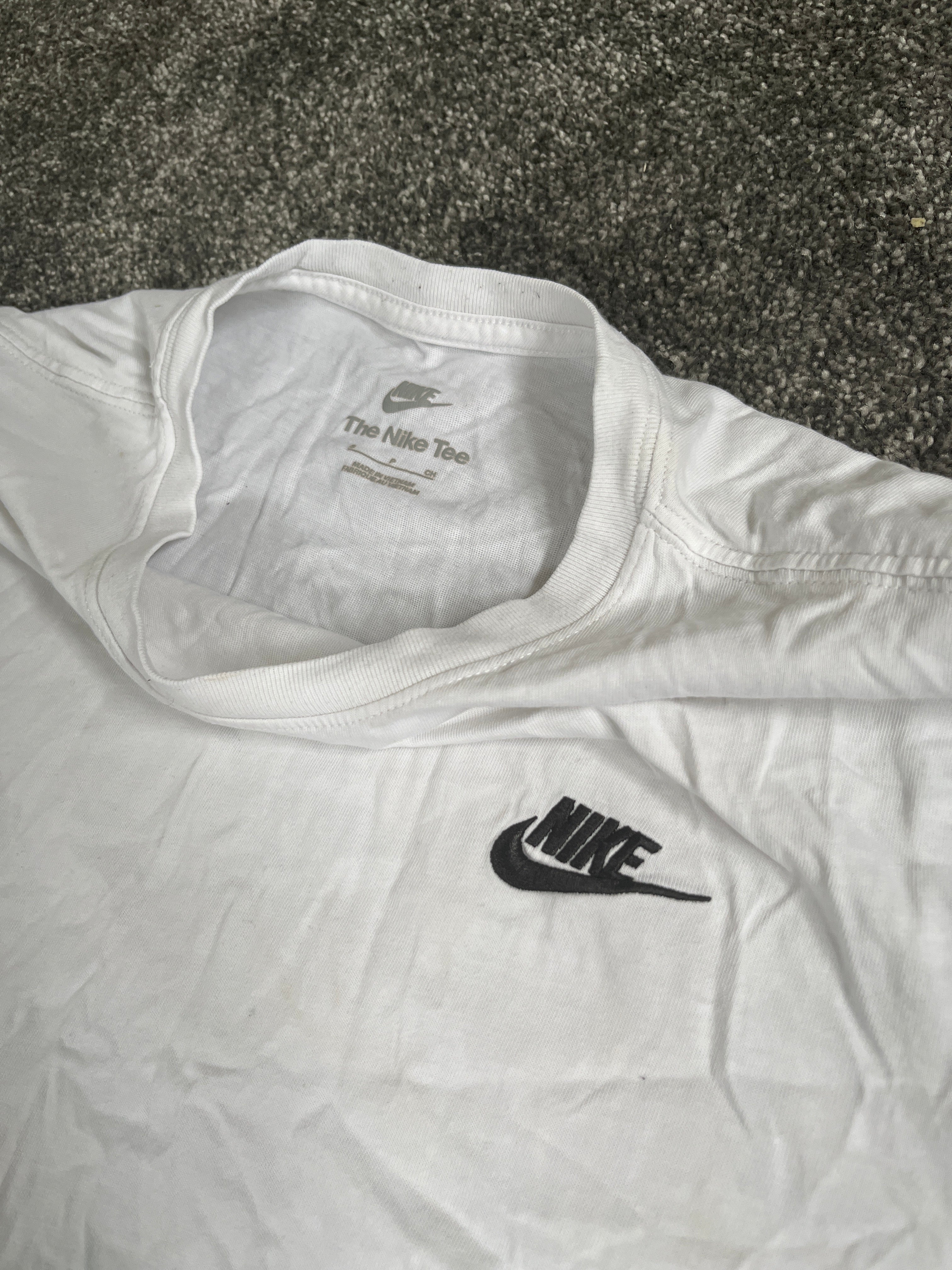 Men's Nike Club Tee