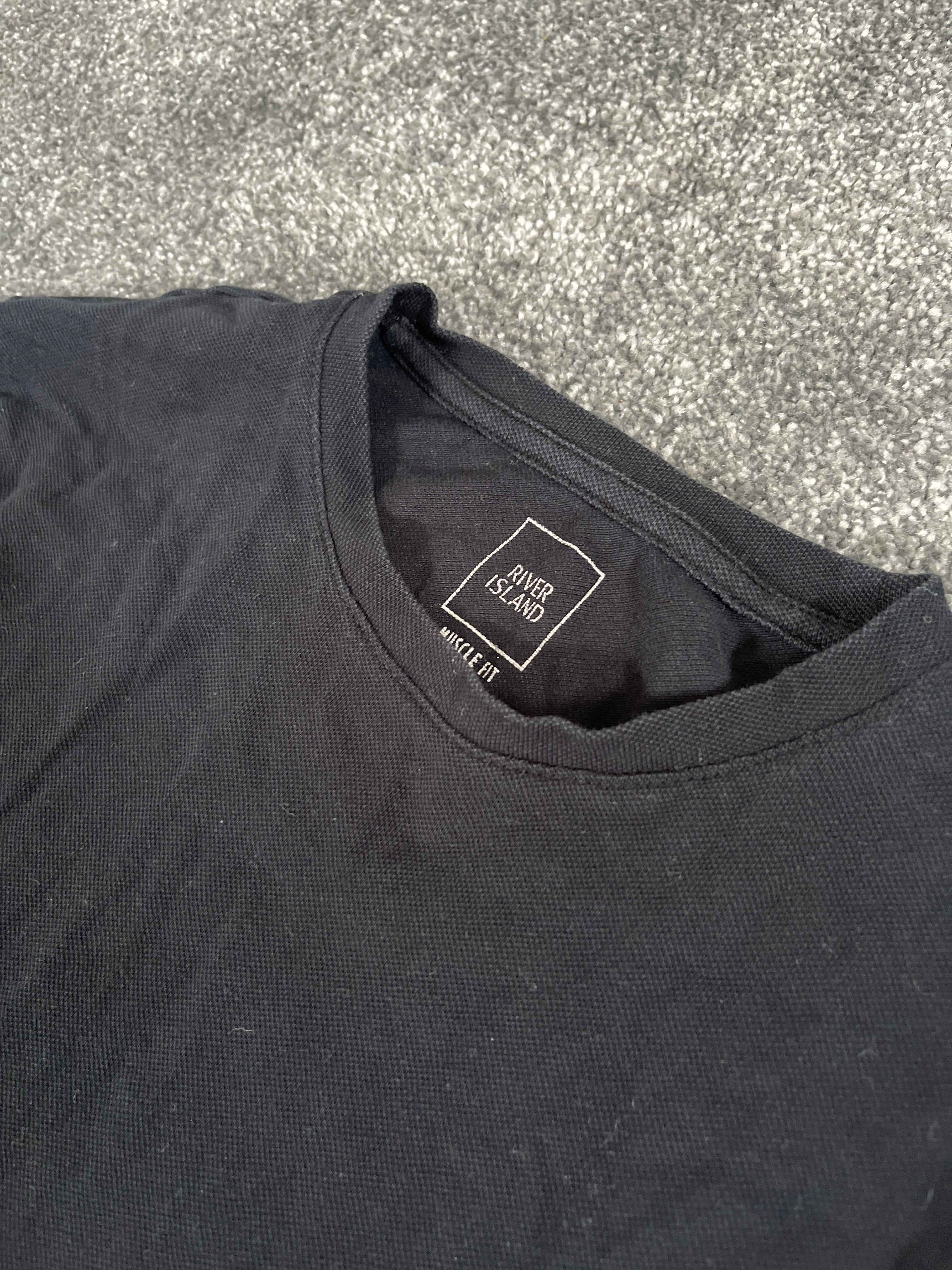 River Island Long-Sleeve Tee